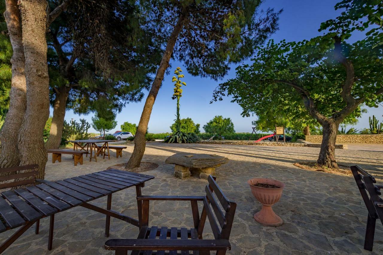 Agriturismo Tenuta Stoccatello Менфи Экстерьер фото