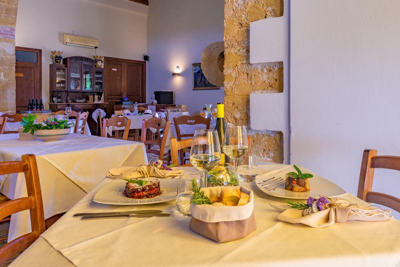 Agriturismo Tenuta Stoccatello Менфи Экстерьер фото