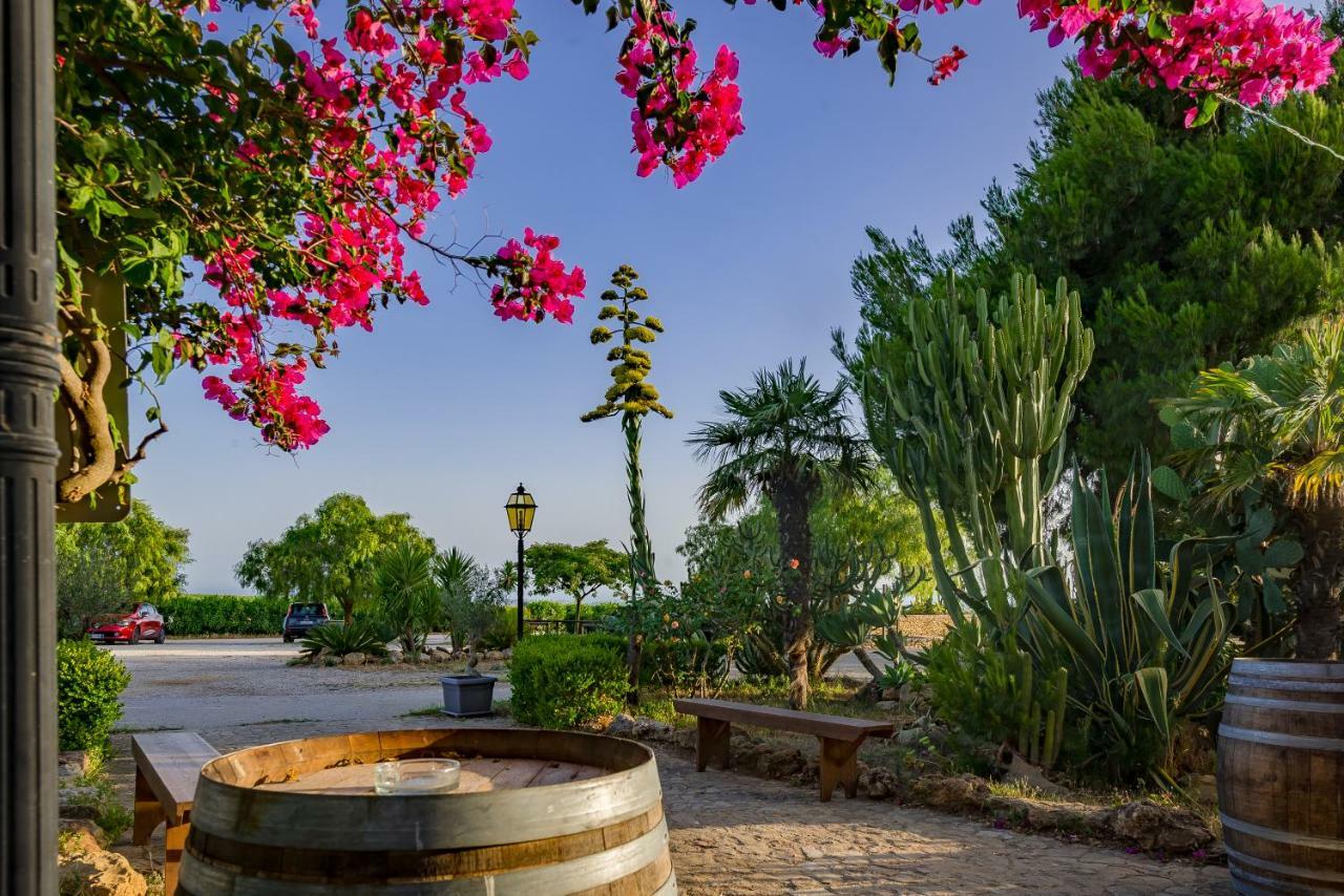 Agriturismo Tenuta Stoccatello Менфи Экстерьер фото